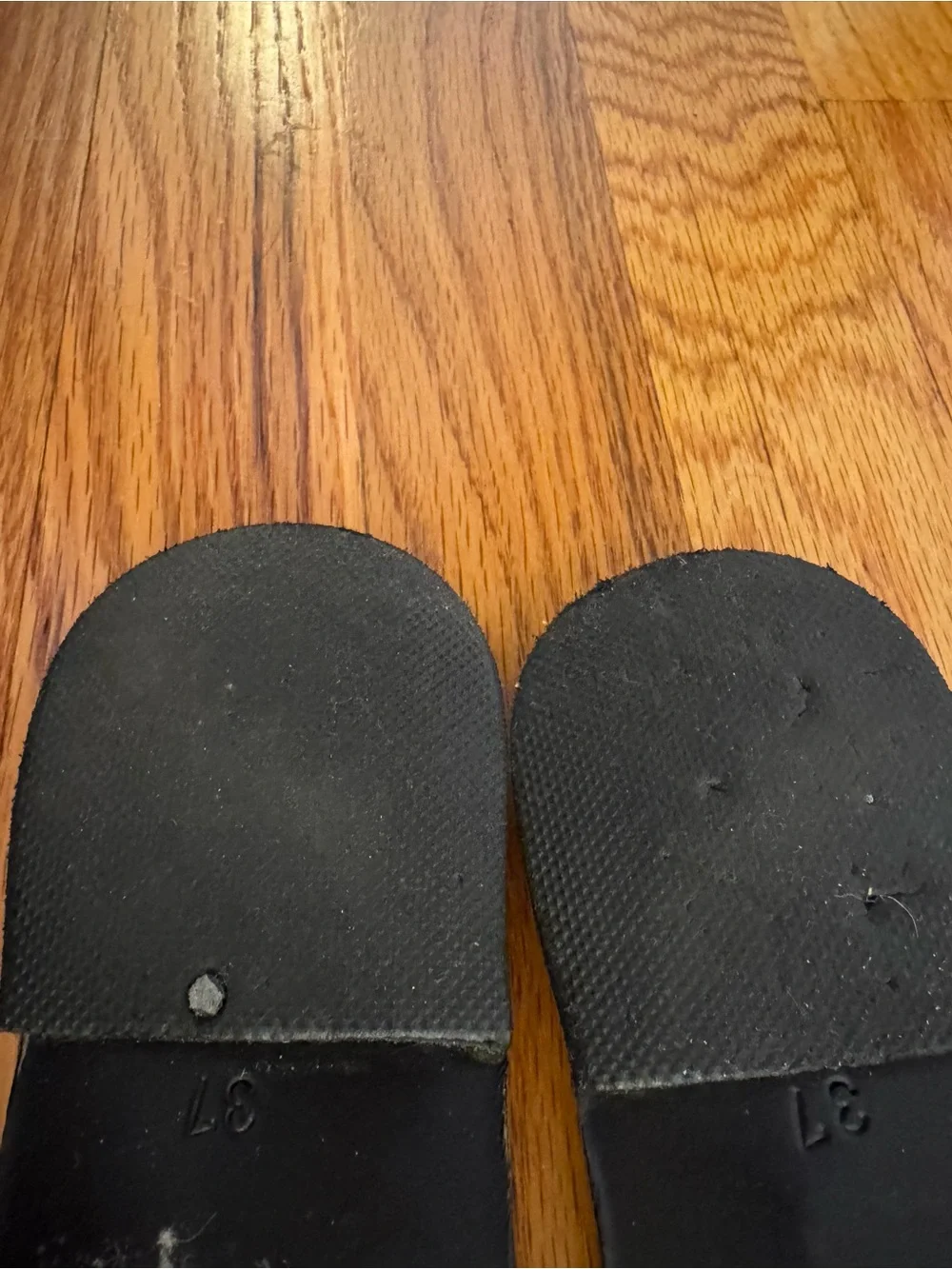 Minimal Knot Slide Sandals - Black Women